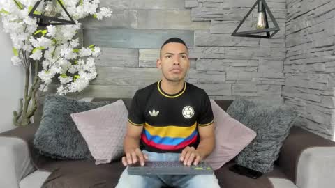 Owen online show from October 14, 1:01 pm