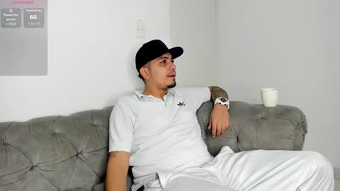 O W E N - S T O N E online show from September 18, 3:52 am