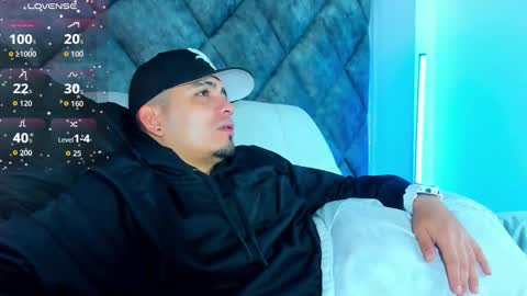 O W E N - S T O N E online show from December 5, 1:20 pm