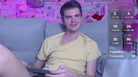 Snapshot of oxmikexo chatting on December 25, 5:37 pm Mike online show from December 25, 5:37 pm