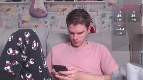 Snapshot of oxmikexo chatting on January 3, 11:46 am Mike online show from January 3, 11:46 am