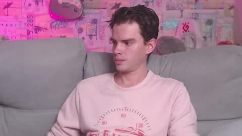 Snapshot of oxmikexo chatting on February 12, 2:21 pm Mike online show from February 12, 2:21 pm