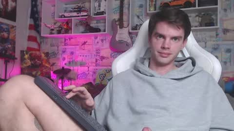 Snapshot of oxmikexo chatting on February 26, 5:39 pm Mike online show from February 26, 5:39 pm