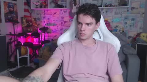 Snapshot of oxmikexo chatting on March 2, 11:50 am Mike online show from March 2, 11:50 am