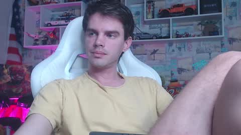 Snapshot of oxmikexo chatting on March 5, 11:38 am Mike online show from March 5, 11:38 am