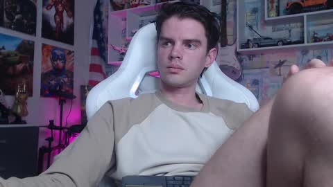 Snapshot of oxmikexo chatting on March 7, 12:23 pm Mike online show from March 7, 12:23 pm