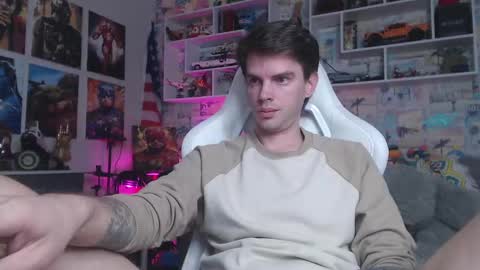 Snapshot of oxmikexo chatting on March 8, 3:02 pm Mike online show from March 8, 3:02 pm