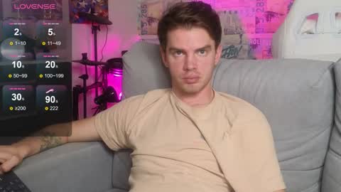 Snapshot of oxmikexo chatting on November 26, 2:51 pm Mike online show from November 26, 2:51 pm