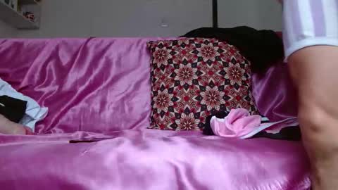 Jeannifer online show from February 1, 1:42 pm