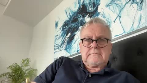 ozhairybearxxxx online show from October 20, 4:35 am