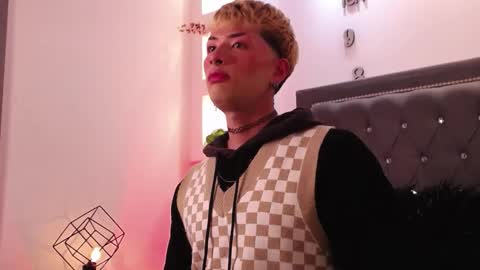 Snapshot of ozorio_dany chatting on September 19, 3:30 am Dany Ozorio online show from September 19, 3:30 am