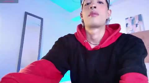 Snapshot of ozorio_dany chatting on December 3, 3:25 am Dany Ozorio online show from December 3, 3:25 am