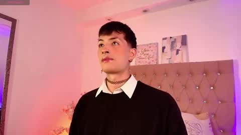 Snapshot of ozorio_dany chatting on December 14, 4:07 am Dany Ozorio online show from December 14, 4:07 am