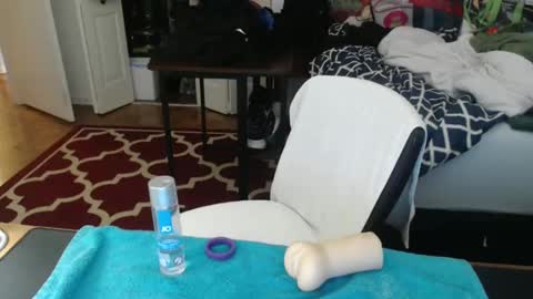 Snapshot of pabighunk chatting on October 28, 7:27 pm pabighunk online show from October 28, 7:27 pm