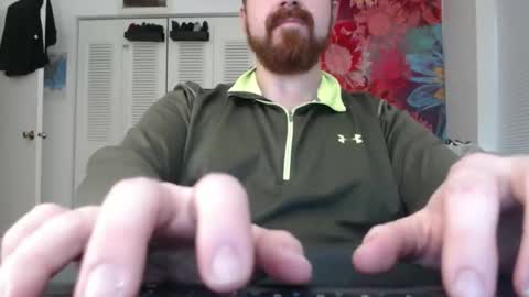 Snapshot of pabighunk chatting on October 29, 9:27 pm pabighunk online show from October 29, 9:27 pm