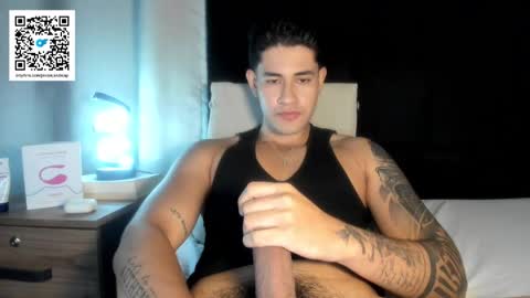 Javi    online show from November 13, 2:21 am