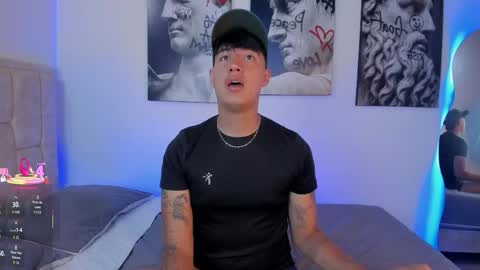 Snapshot of pablo_cruz_ chatting on May 23, 1:48 pm Pablo online show from May 23, 1:48 pm