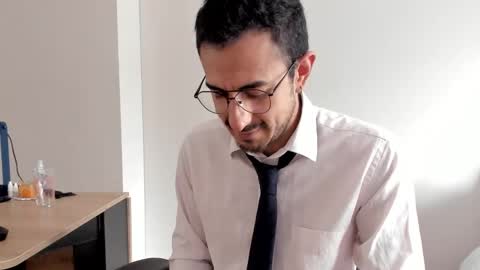 Snapshot of pablo_rincon95 chatting on December 1, 4:29 pm pablo rincon95 online show from December 1, 4:29 pm