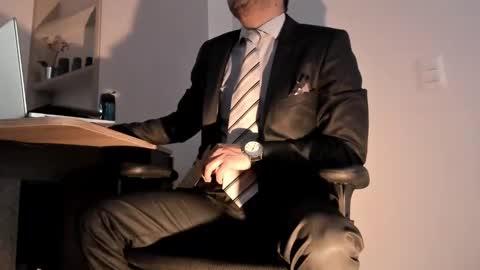 Snapshot of pablo_rincon95 chatting on January 8, 8:29 pm pablo rincon95 online show from January 8, 8:29 pm