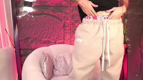 pablo online show from April 21, 4:08 am