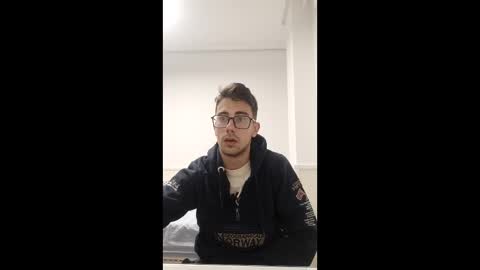 Snapshot of pabloherraizsoria1707 chatting on February 14, 7:54 pm pabloherraizsoria1707 online show from February 14, 7:54 pm
