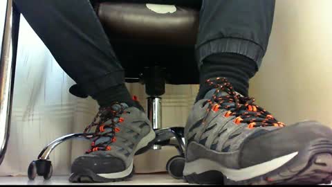 Snapshot of pablomenesssl chatting on January 15, 2:24 pm Pablo Meness online show from January 15, 2:24 pm