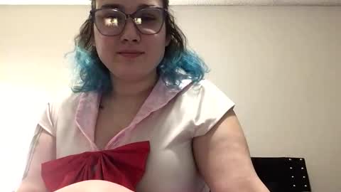 Snapshot of paigechantel chatting on February 5, 5:12 am paigechantel online show from February 5, 5:12 am