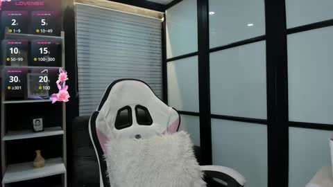 Snapshot of paigejayden chatting on January 10, 11:39 pm Paige online show from January 10, 11:39 pm