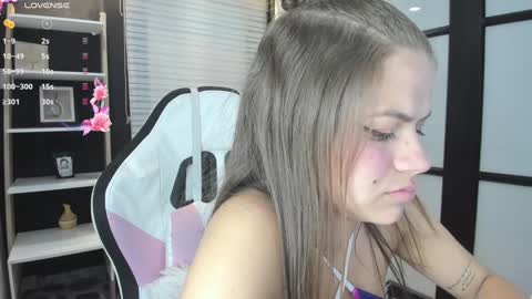 Snapshot of paigejayden chatting on January 17, 12:10 am Paige online show from January 17, 12:10 am