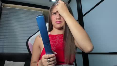 Snapshot of paigejayden chatting on February 25, 9:02 pm Paige online show from February 25, 9:02 pm