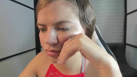 Snapshot of paigejayden chatting on March 12, 3:02 am Paige online show from March 12, 3:02 am