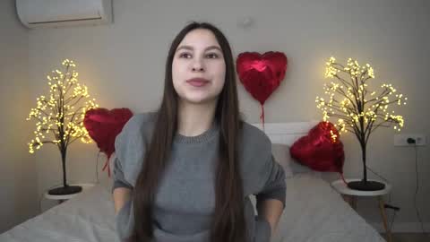 Paige online show from March 4, 6:47 am