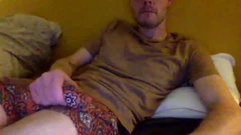 paintdude424 online show from December 9, 5:18 am