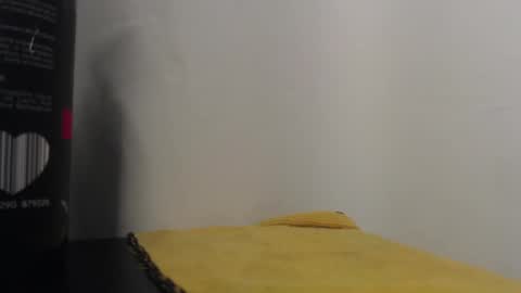 paiperhalliwey online show from March 12, 8:20 pm