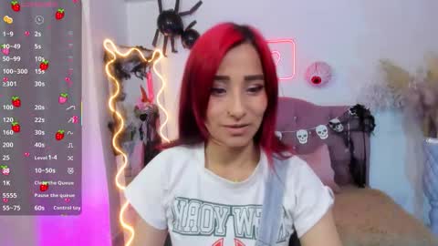 palmerfox_tay online show from October 26, 3:34 am