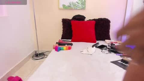 Pamela online show from February 25, 12:13 pm