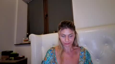 Snapshot of pamela051087 chatting on July 28, 8:52 pm Pamela051087 online show from July 28, 8:52 pm