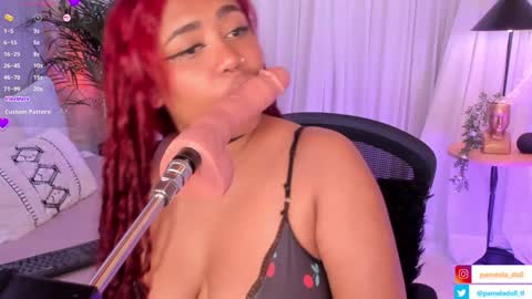 Snapshot of pamela_doll3 chatting on January 28, 12:11 pm pamela online show from January 28, 12:11 pm