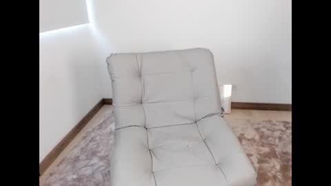 Snapshot of pamela_zaens2 chatting on June 18, 6:34 pm Pamela online show from June 18, 6:34 pm