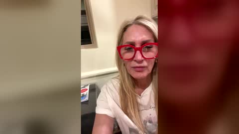 pamelakv online show from May 24, 7:24 am