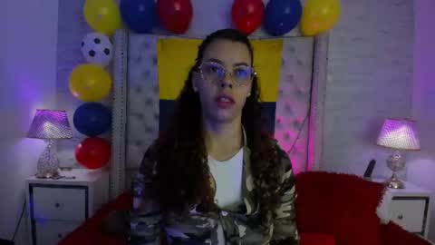 Snapshot of pamelamiler_ chatting on June 22, 12:13 pm TELL ME PAMELLA AND GIVE ME A GOOD GRADE ITS IMPORTANT online show from June 22, 12:13 pm
