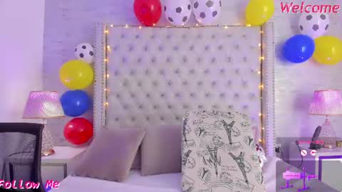 Snapshot of pamelamiler_ chatting on July 19, 12:20 pm TELL ME PAMELLA AND GIVE ME A GOOD GRADE ITS IMPORTANT online show from July 19, 12:20 pm