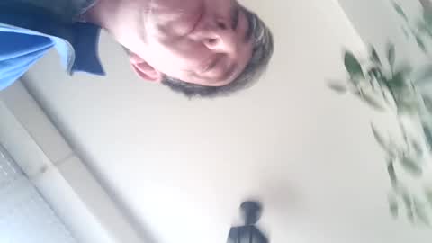 Snapshot of pamid215 chatting on January 5, 11:59 am angel hris online show from January 5, 11:59 am