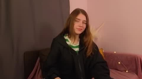 daniella online show from November 9, 7:45 pm