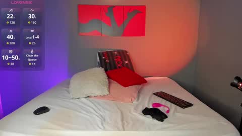 Pammela online show from October 2, 5:20 pm