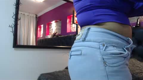 Snapshot of pandoracherry chatting on December 21, 4:52 am Pandora online show from December 21, 4:52 am