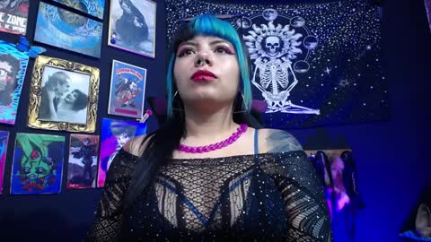 Snapshot of pandoragoddess chatting on December 9, 10:20 pm online show from December 9, 10:20 pm