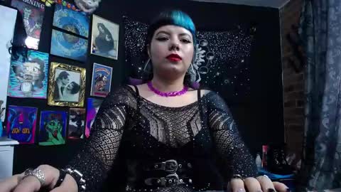 Snapshot of pandoragoddess chatting on February 11, 6:01 pm online show from February 11, 6:01 pm