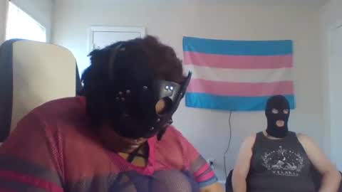 Snapshot of panmeow1995 chatting on April 11, 6:01 pm Puppyslut online show from April 11, 6:01 pm
