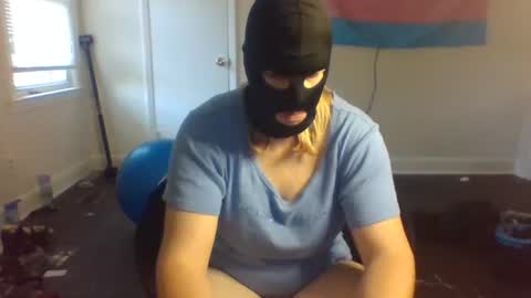 Snapshot of panmeow1995 chatting on April 21, 12:00 pm Puppyslut online show from April 21, 12:00 pm